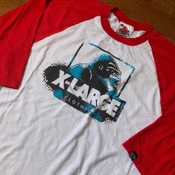 X-Large Tee - Picture 2 of 7